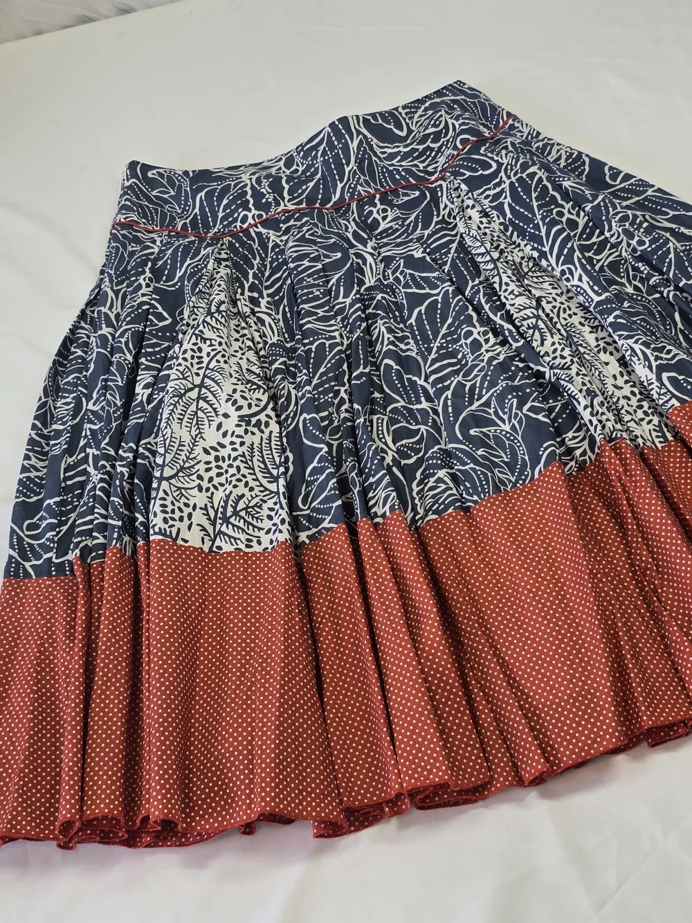 Wrap London 100% Cotton Leaf Print Pleated Skirt Blue Red Polka Dot Size 10